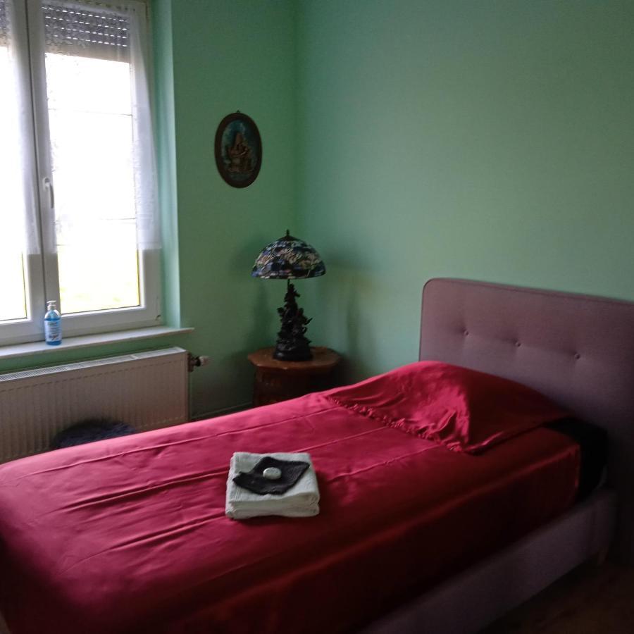 Sweet Home 2 Charleroi Esterno foto